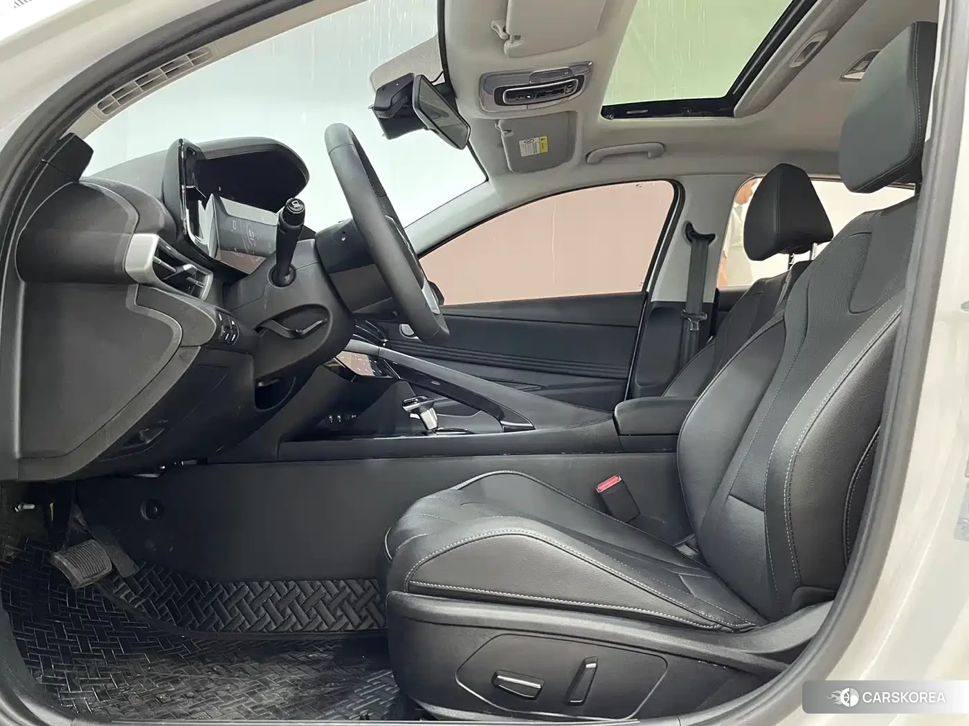 Hyundai Elantra id 4553727 из Китая 17