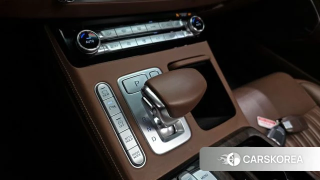 Genesis G90 id 3828938 из Кореи 19