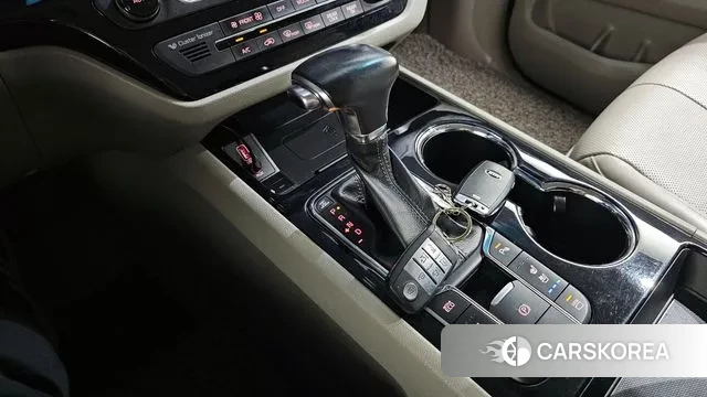 Kia The New Carnival id 3060788 из Кореи 19