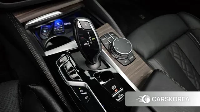 BMW 5 Series (G30) id 3031924 из Кореи 19