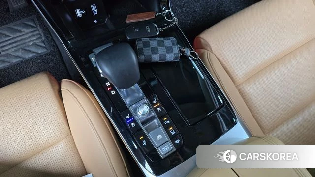 Kia K7 Premier Hybrid id 4356166 из Кореи 19