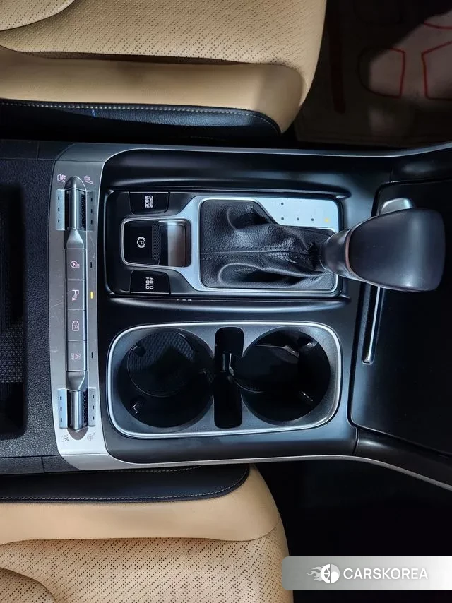 Kia Carnival 4th generation id 3378940 из Кореи 19