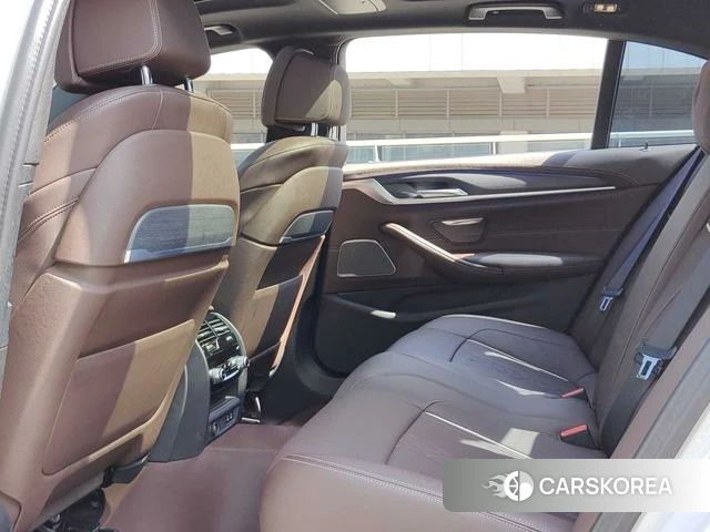 BMW 5 series id 4257682 из Китая 21