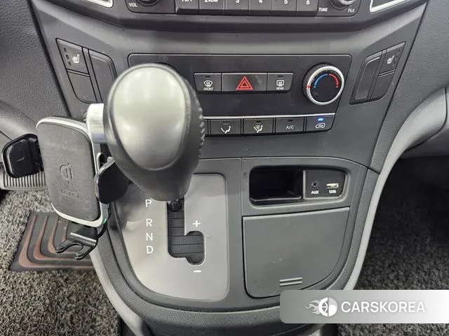 Hyundai The New Grand Starex id 3402328 из Кореи 16