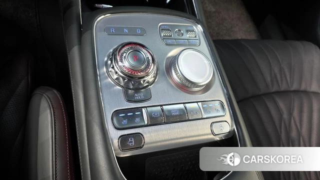 Genesis G90 (RS4) id 4555490 из Кореи 30