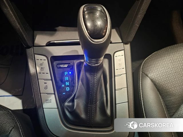 Hyundai Avante AD id 3873842 из Кореи 15