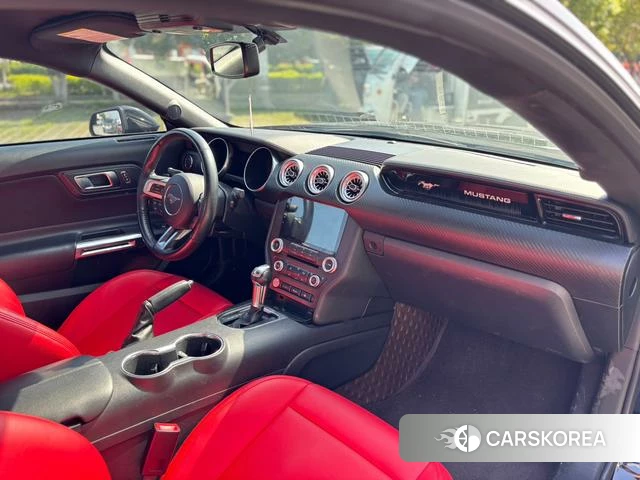 Ford Mustang id 4241577 из Китая 11