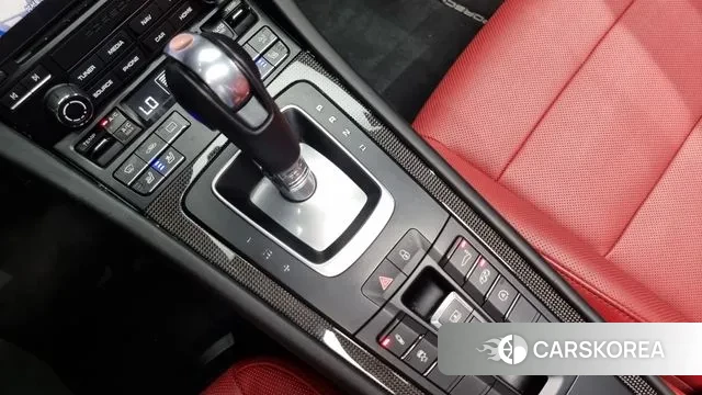 Porsche 911(992) id 3004448 из Кореи 19