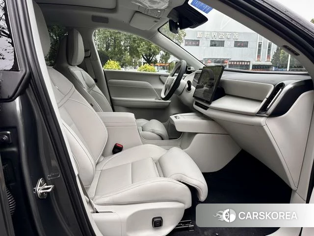 Volvo XC70 id 4205643 из Китая 14