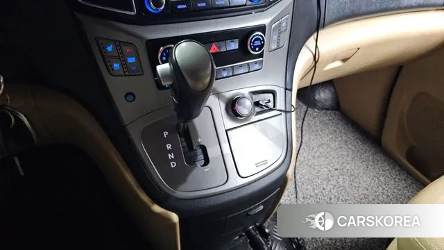 Hyundai The New Grand Starex id 3676996 из Кореи 19