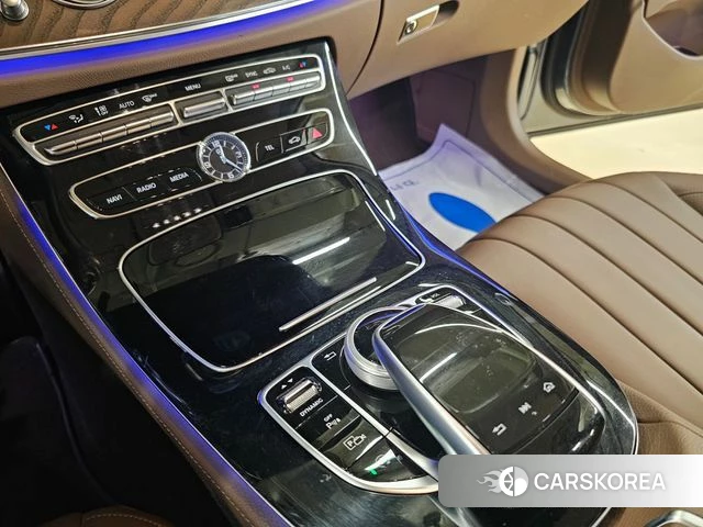 Mercedes-Benz E-Class W213 id 4390225 из Кореи 19