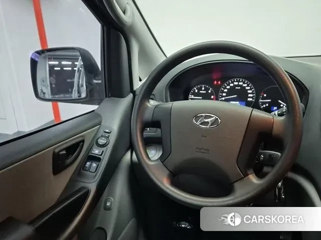 Hyundai The New Grand Starex id 2707569 из Кореи 17