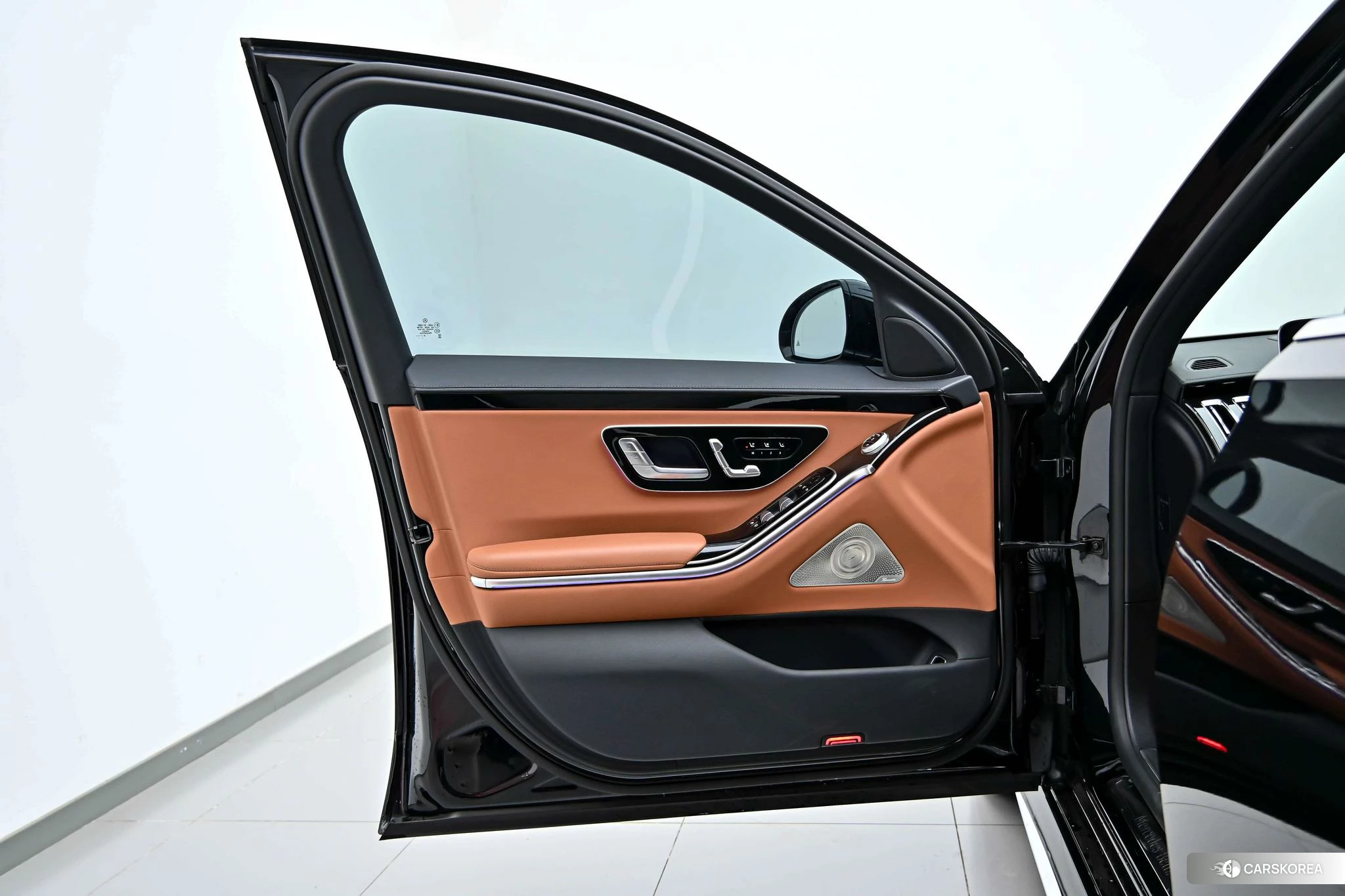 Mercedes-Benz S-class id 4504995 из Китая 30