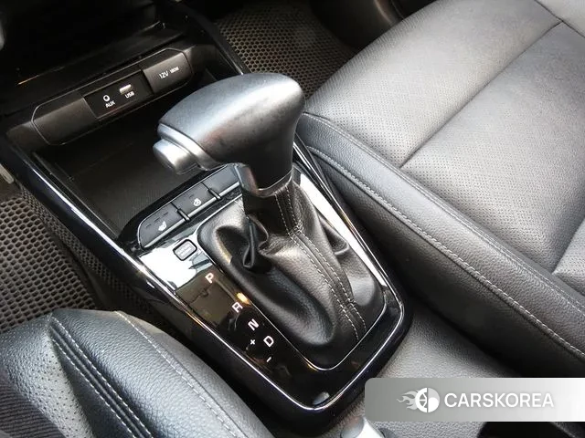 Kia Stonic id 3303053 из Кореи 19