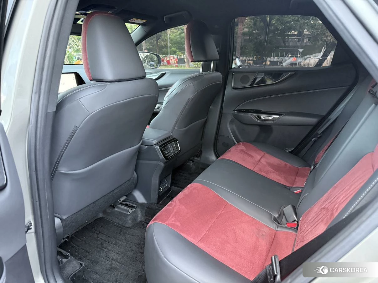 Lexus NX id 4421141 из Китая 13
