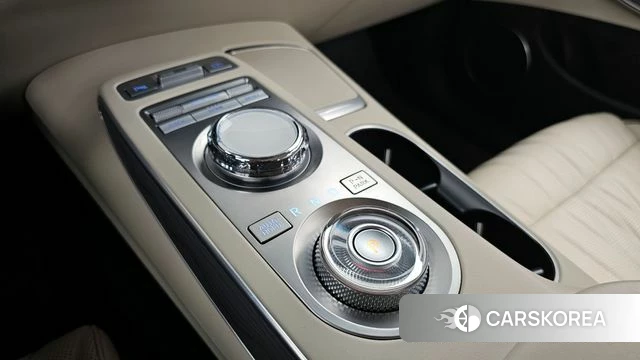 Genesis GV70 id 4224631 из Кореи 31