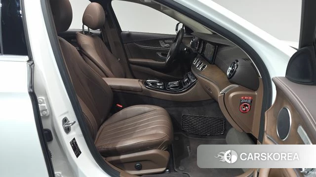 Mercedes-Benz E-Class W213 id 3905393 из Кореи 19