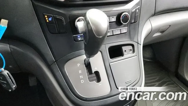 Hyundai The New Grand Starex id 2951993 из Кореи 19