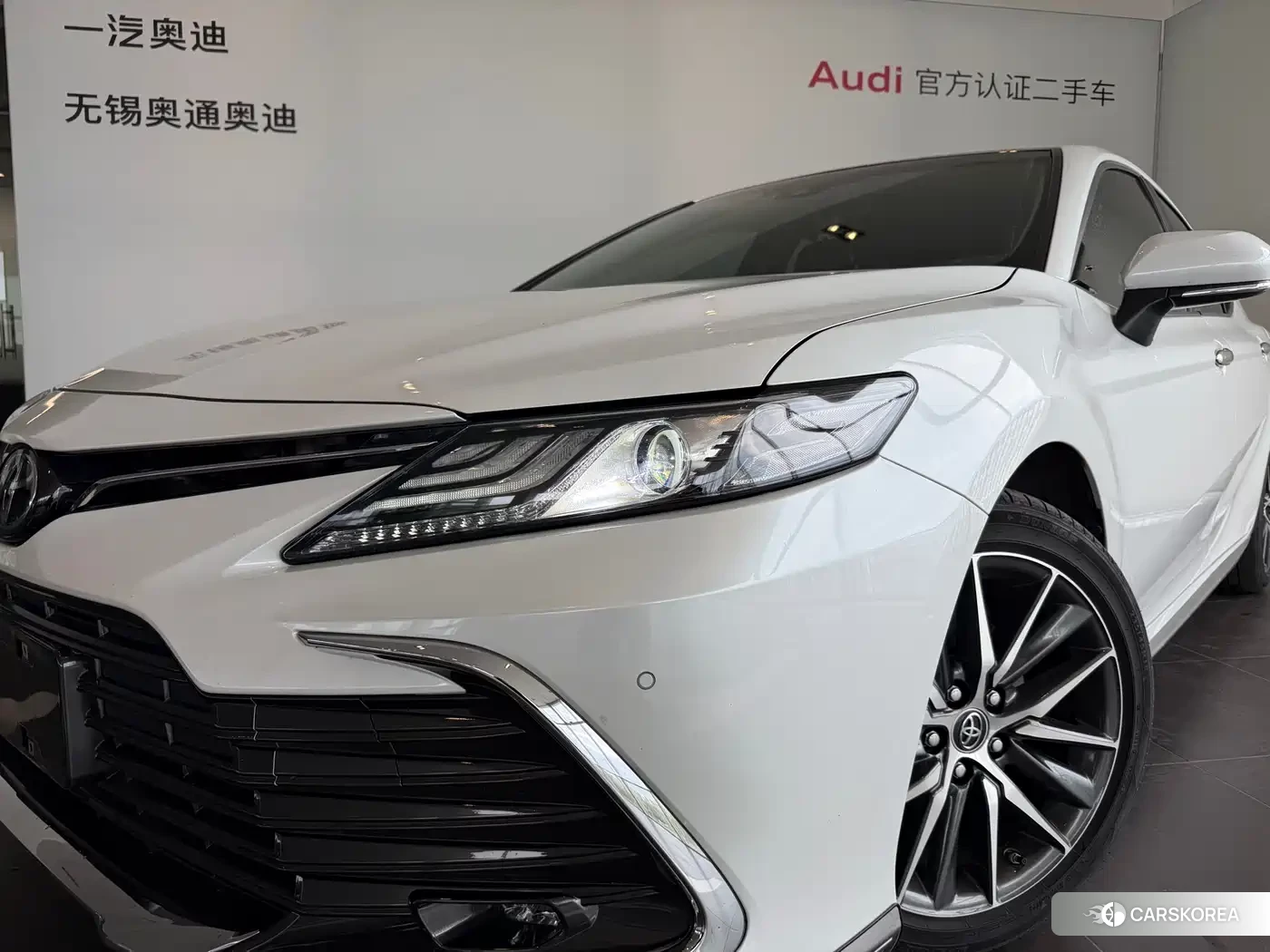 Toyota Camry id 4538798 из Китая 16