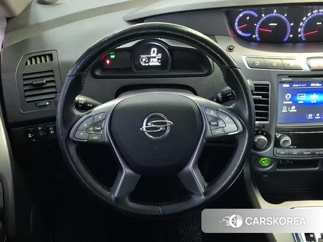 Ssangyong Korando Turismo id 3703674 из Кореи 17