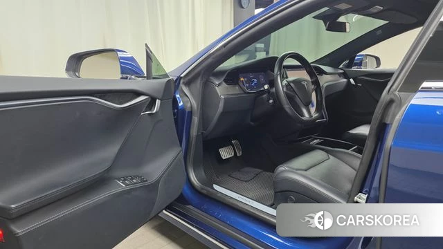 Tesla Model S id 4662721 из Кореи 31