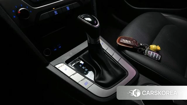 Hyundai Avante AD id 3880222 из Кореи 19