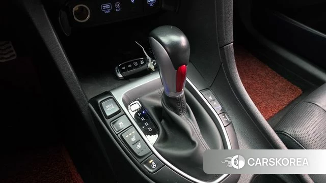 Hyundai Veloster (JS) id 3796286 из Кореи 19