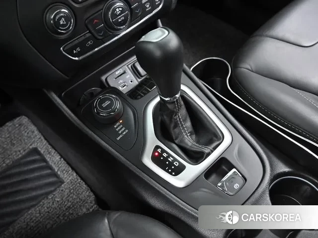 Jeep Cherokee (KL) id 3336704 из Кореи 19