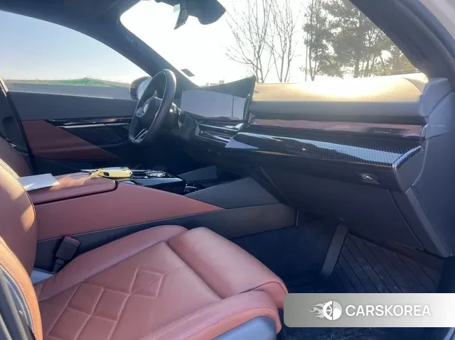 BMW 5 Series (G60) id 3599680 из Кореи 19