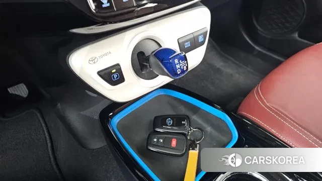 Toyota Prius 4th Generation id 3060987 из Кореи 19