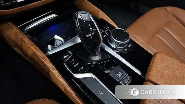 BMW 5 Series (G30) id 3345364 из Кореи 19