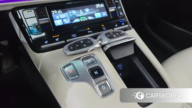 Hyundai The New Grandeur IG Hybrid id 3524896 из Кореи 19