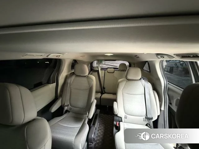 Toyota Saina id 4278233 из Китая 9