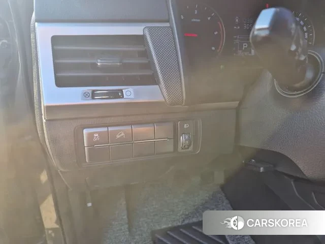 Ssangyong Rexton Sports id 3583301 из Кореи 15