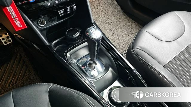 Peugeot 2008 id 4397763 из Кореи 19