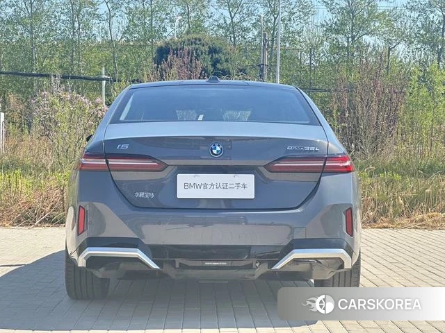 BMW i5 id 4300459 из Китая 13