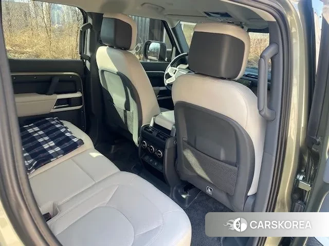 Land Rover Defender (L663) id 3669022 из Кореи 9