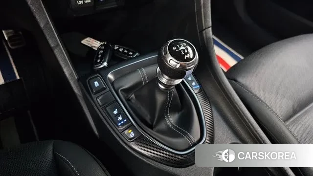 Hyundai Veloster (JS) id 3045370 из Кореи 19