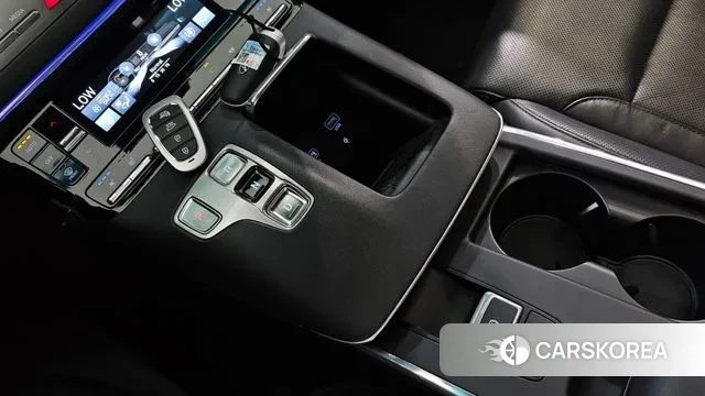 Hyundai The New Grandeur IG Hybrid id 3038886 из Кореи 19