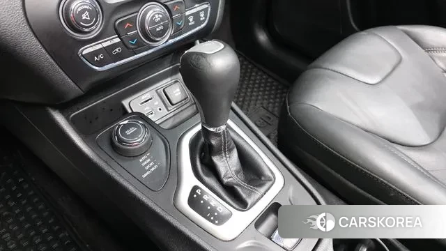 Jeep Cherokee (KL) id 3249259 из Кореи 19