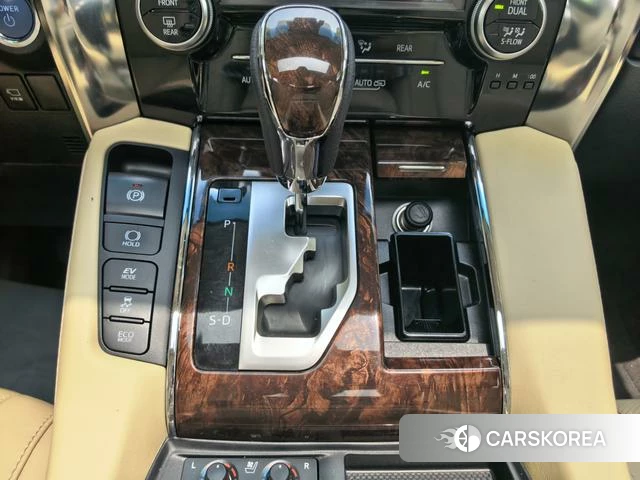 Toyota Elfa id 4365664 из Китая 14