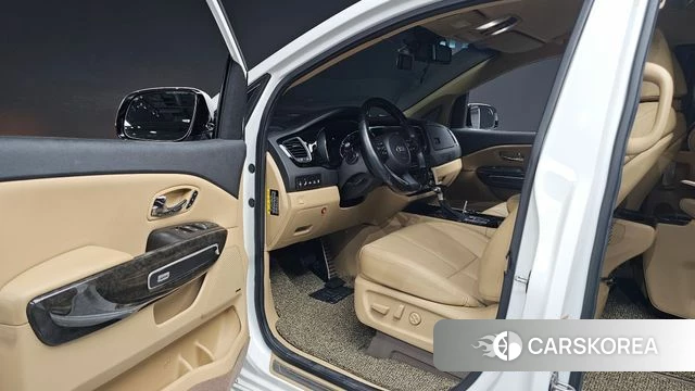 Kia The New Carnival id 4642467 из Кореи 30