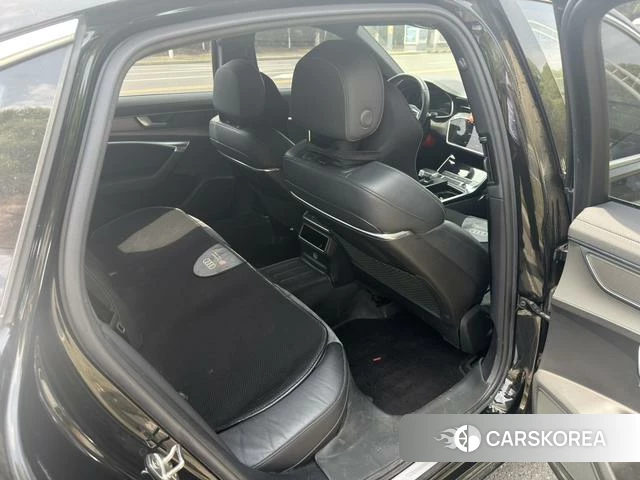 Audi A6L id 4253912 из Китая 19