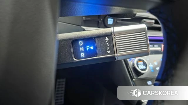 Hyundai Santa Fe (MX5) id 4302515 из Кореи 32