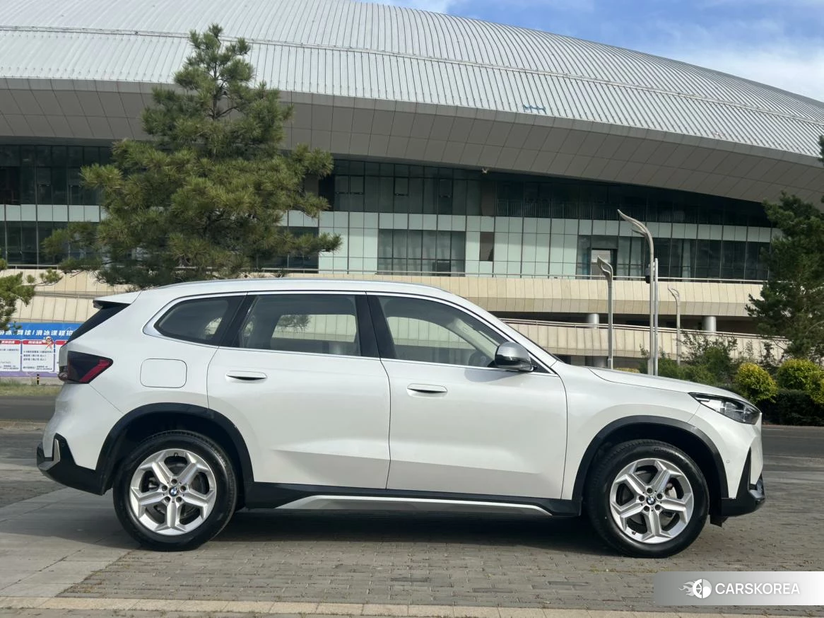 BMW X1 id 4473629 из Китая 19
