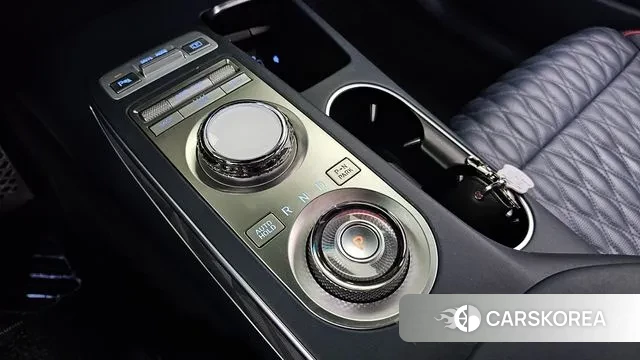 Genesis GV70 id 3488320 из Кореи 19