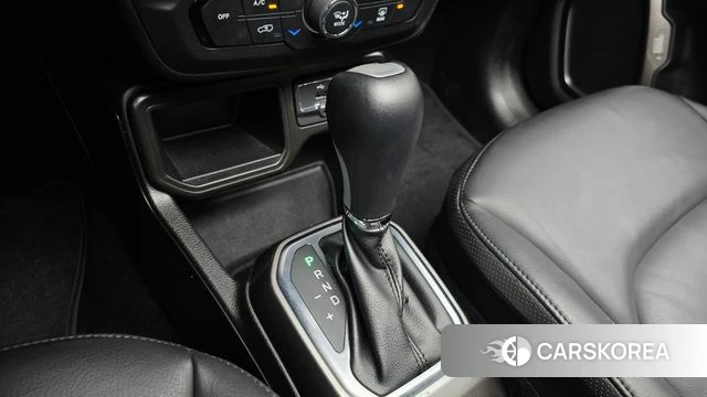 Jeep Renegade id 4647241 из Кореи 30