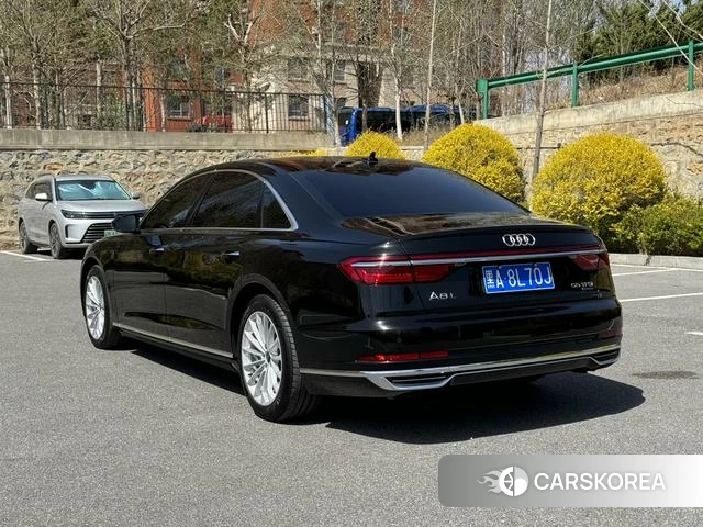 Audi A8 id 4236567 из Китая 9