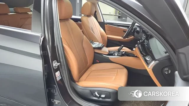 BMW 5 Series (G30) id 3005002 из Кореи 19