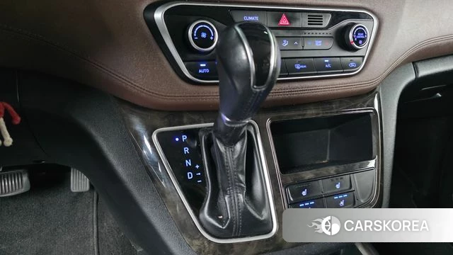 Hyundai The New Grand Starex id 4416524 из Кореи 19